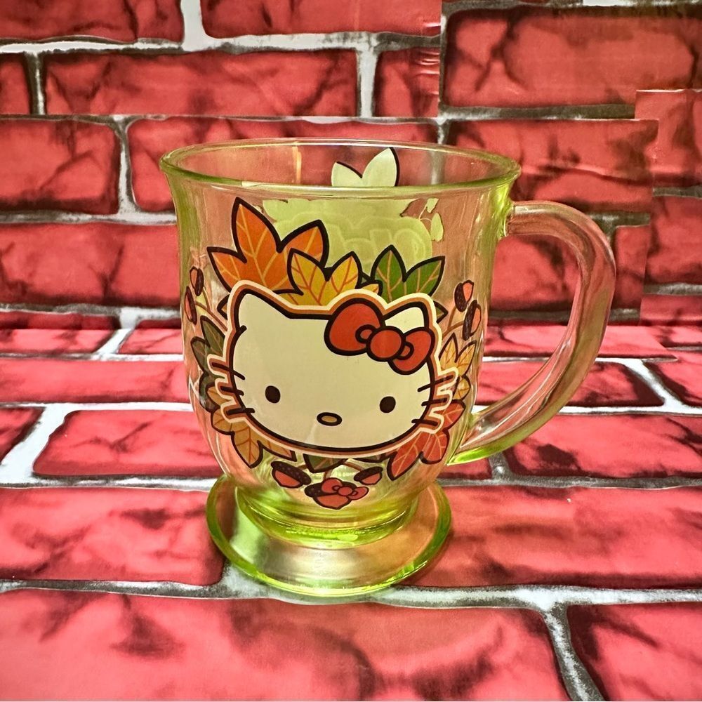 Hello Kitty Glass coffee Mug 15 onz